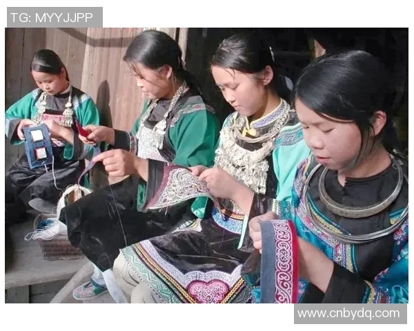 足坛巨星独特风采盘点那些用发带展现魅力与个性的足球球星